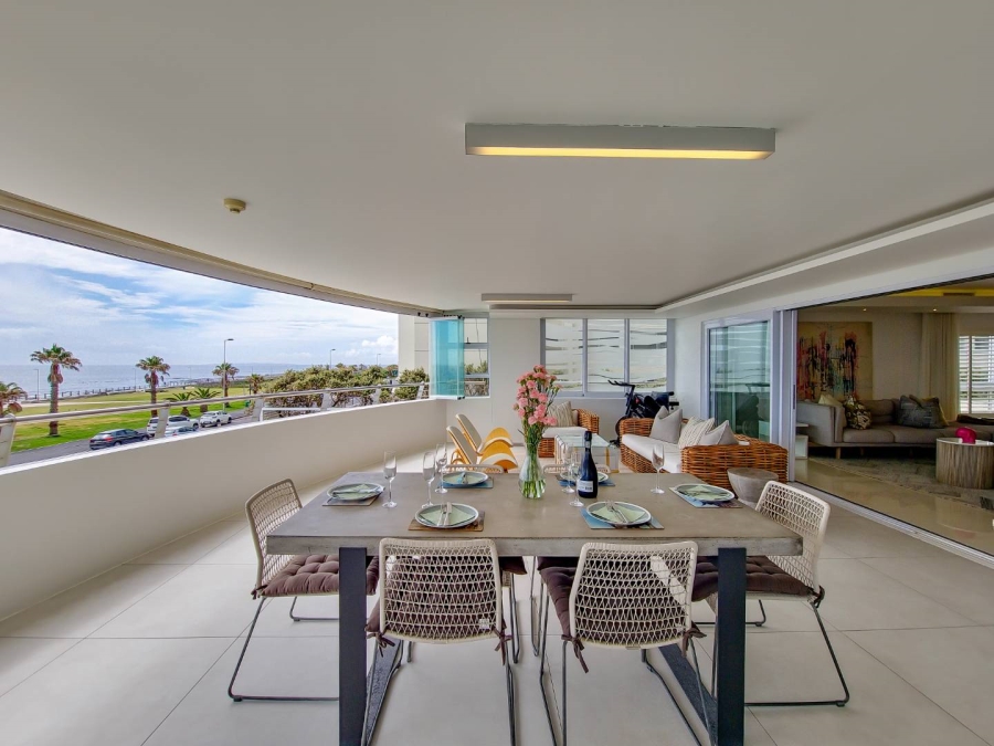 4 Bedroom Property for Sale in Mouille Point Western Cape